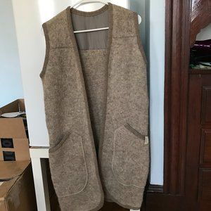 Warm 100% Icelandic Wool Vest size L/XL